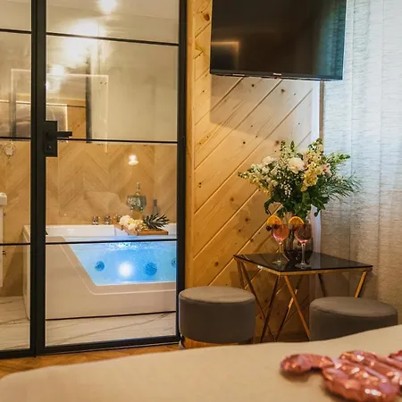 Gorski Lux Jacuzzi & Sauna Poronin