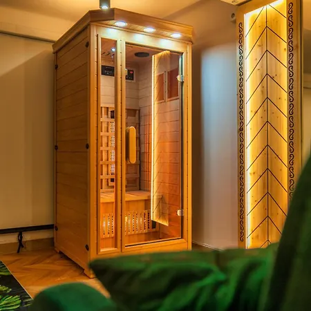 Gorski Lux Jacuzzi & Sauna Apartment *